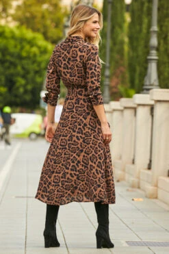 Leopard Print Midi Shirt Dress With Belt -CHAUz Clothing Shop web 28 a21dw038 000157 1