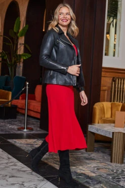 Red Sweetheart Neckline Fit & Flare Midi Dress -CHAUz Clothing Shop web 2310 24 a23dk130rd0017 24 101