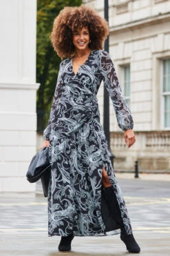 Black Paisley Print Wrap Maxi Dress -CHAUz Clothing Shop web 2310 31 a23dw140bkcv01 31 076