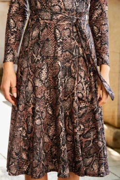 Animal Print Faux Wrap Midi Jersey Dress -CHAUz Clothing Shop web 30 a20dj065sebn01 108